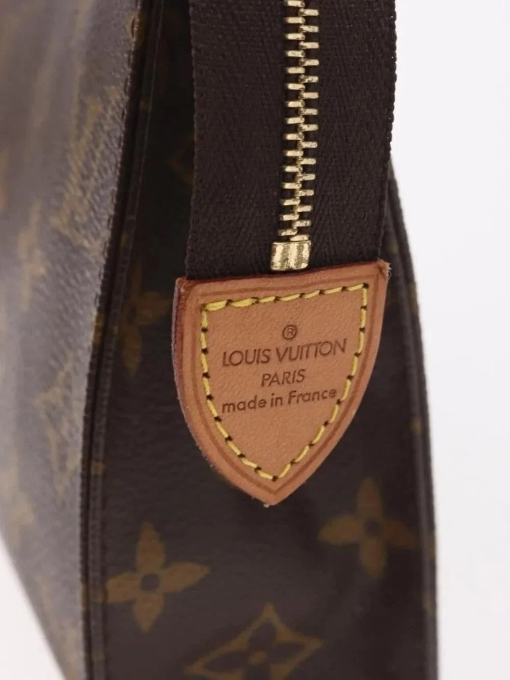LOUIS VUITTON Monogram Poche Toilette 19 Pouch M47544 LV Auth 189335